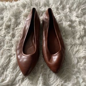 Frye Regina Leather Flat